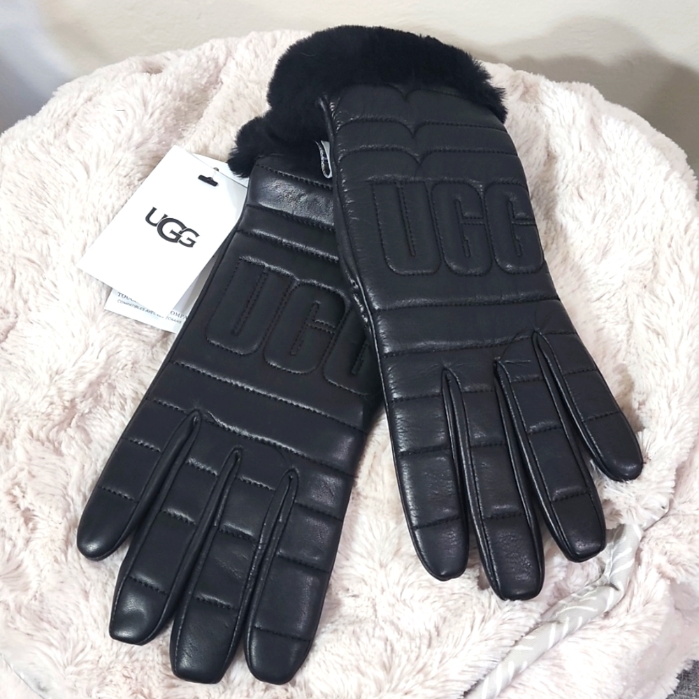 UGG GLOVES